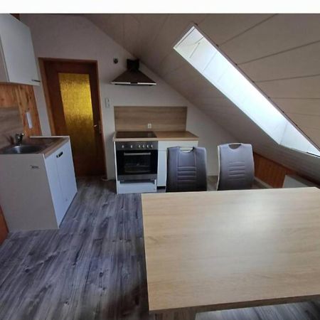 Hopfach Dachwohnung Wolpertshausen Екстер'єр фото